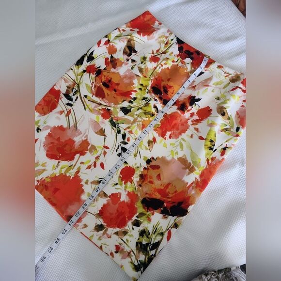 Kasper Red and Orange Knee-Length Pencil Skirt - Picture 4 of 9